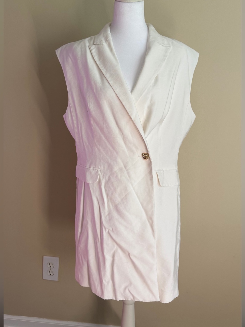 H&M Sleeveless Cream Jacket Dress with Gold Accent